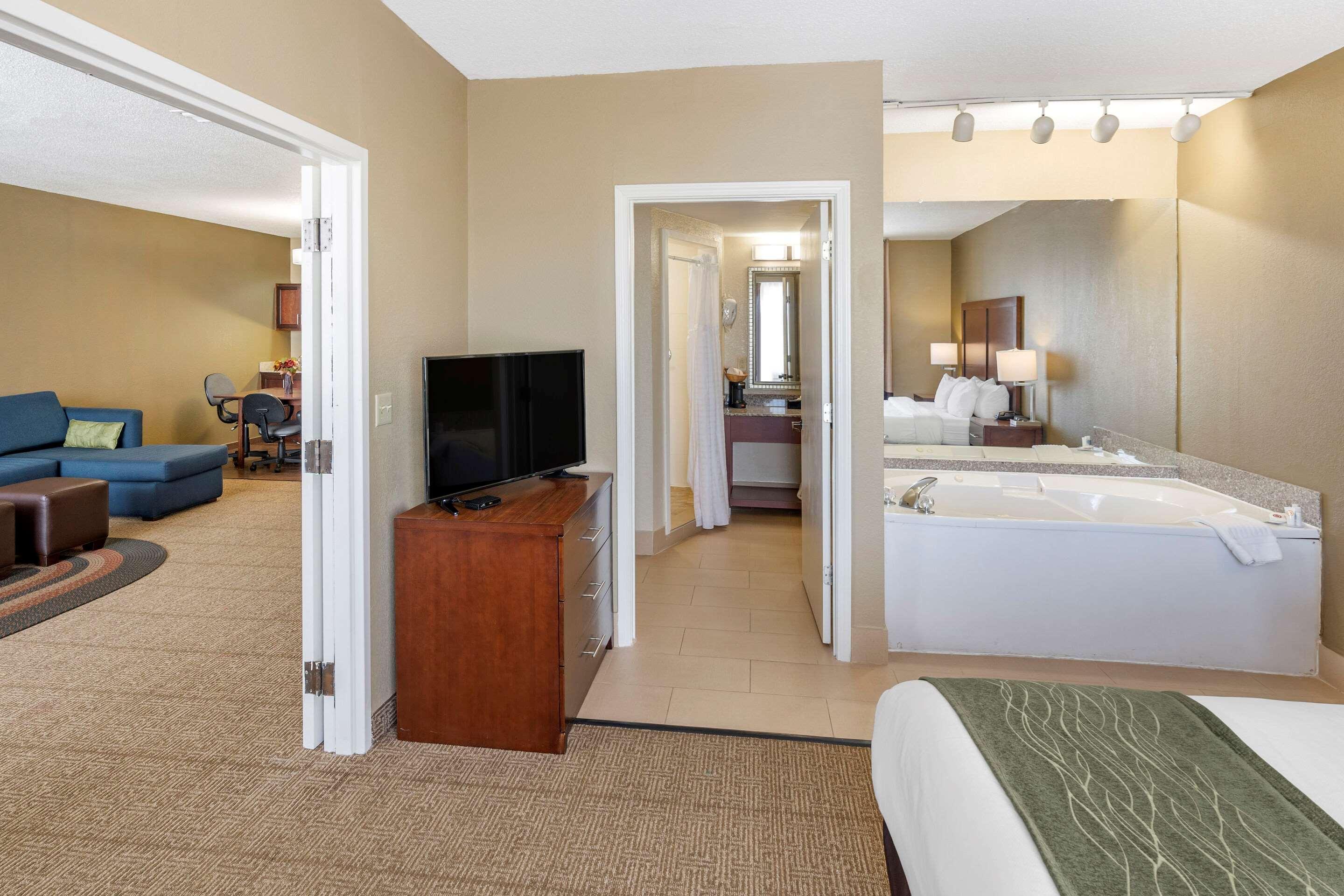 Comfort Inn&Suites Lincoln Talladega I-20 Esterno foto