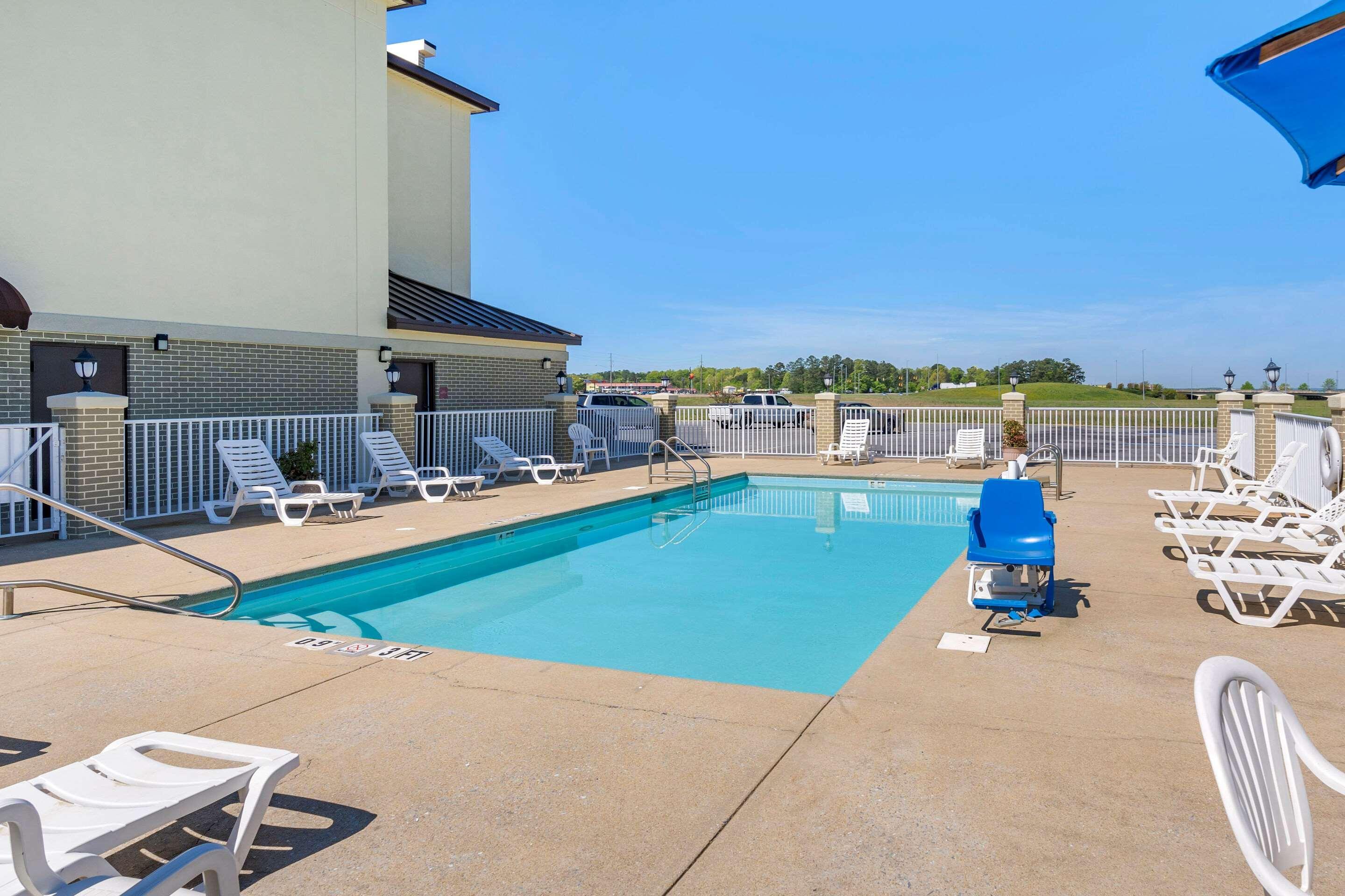 Comfort Inn&Suites Lincoln Talladega I-20 Esterno foto