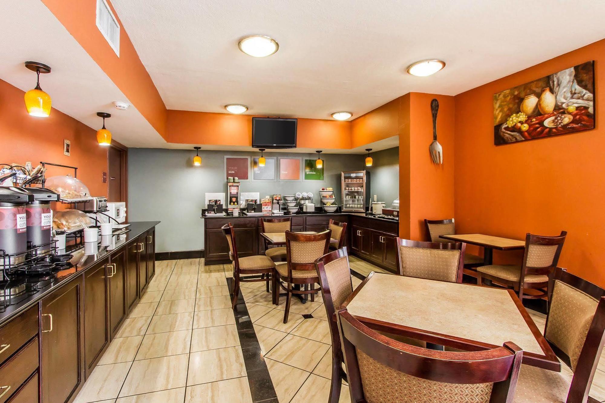 Comfort Inn&Suites Lincoln Talladega I-20 Esterno foto